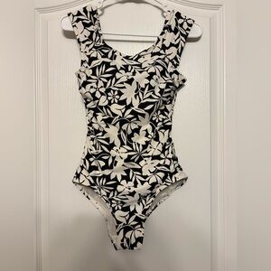 Lands' End Black and White Floral Women's One-Piece Swimsuit